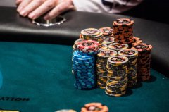 深筹码正确的游戏策略