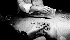 拿到77-JJ这样的中等对子，你该怎么玩